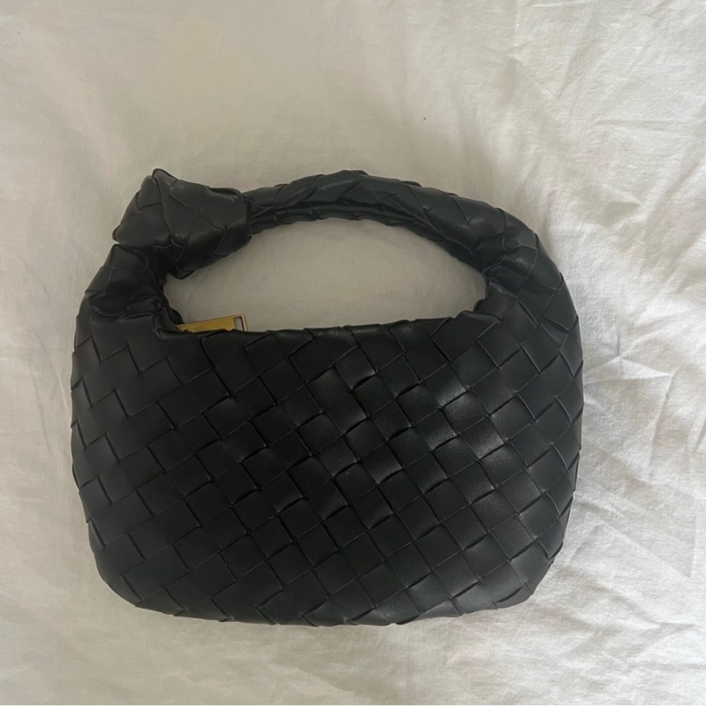 BLACK PURSE